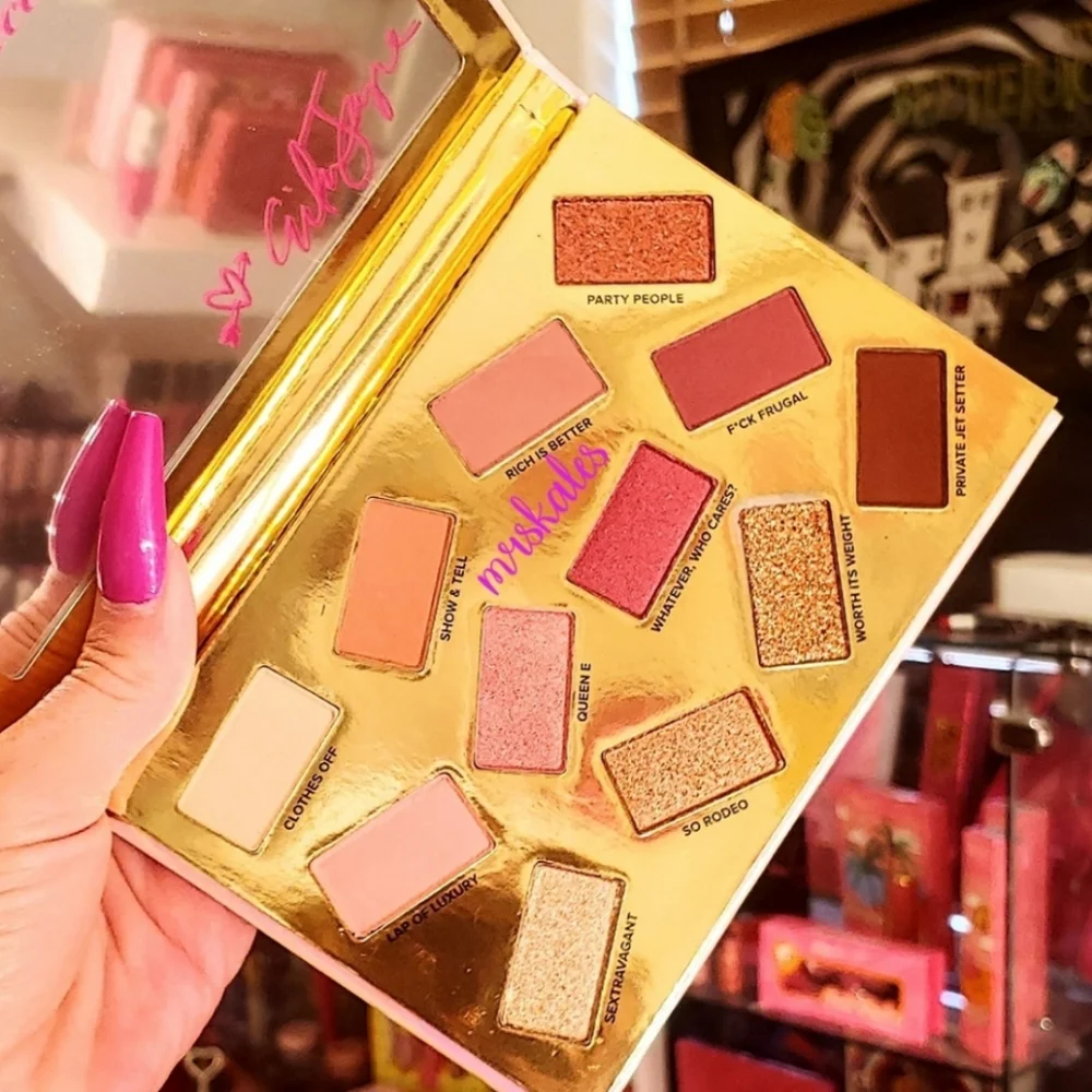 Erika Jayne "Pretty Mess" Eyeshadow Palette - Picture 8 of 12